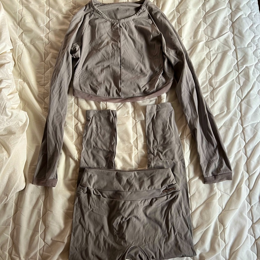 Whitney simmons gymshark womens workout set size medium gray color